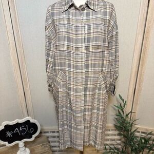 Zara Checkered Long Sleeve duster jacket - Gray and Cream